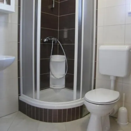 In With Sea View, Terrace, Air Conditioning, Wi-fi