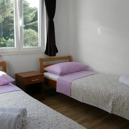 Apartman In With Sea View, Terrace, Air Conditioning, Wi-fi *