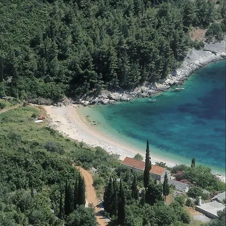 In With Sea View, Terrace, Air Conditioning, Wi-fi Apartman Lumbarda